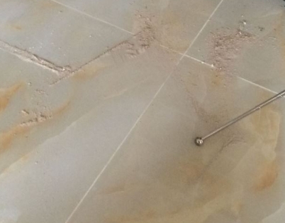 新郑瓷砖空鼓维修公司分享粘合剂选择不当在瓷砖铺贴过程中可能导致以下问题